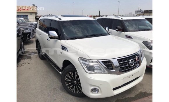 Buy Import Nissan Patrol White Car in Import - Dubai in Aragatsotn Buy Import Nissan Patrol White Car in Import - Dubai in Aragatsotn