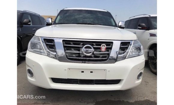 Buy Import Nissan Patrol White Car in Import - Dubai in Aragatsotn Buy Import Nissan Patrol White Car in Import - Dubai in Aragatsotn