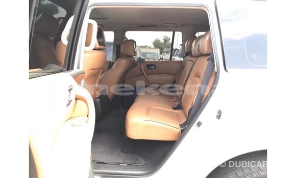 Buy Import Nissan Patrol White Car in Import - Dubai in Aragatsotn Buy Import Nissan Patrol White Car in Import - Dubai in Aragatsotn