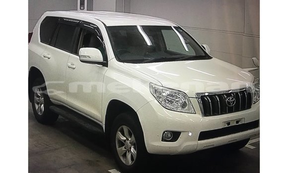 Buy Import Toyota Prado White Car in Import - Dubai in Aragatsotn Buy Import Toyota Prado White Car in Import - Dubai in Aragatsotn