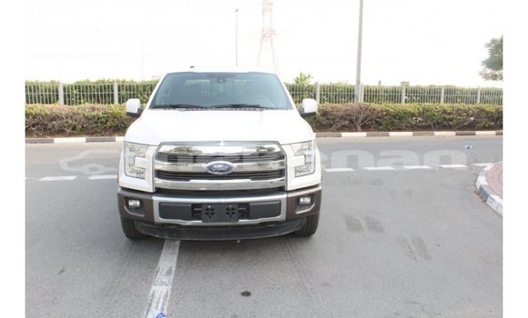 Buy Import Ford Club Wagon White Car in Import - Dubai in Aragatsotn