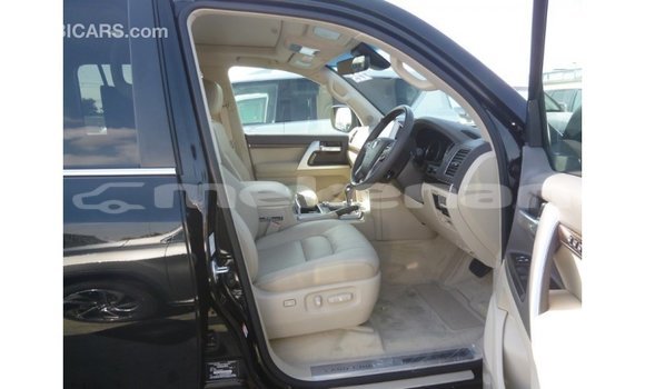 Buy Import Toyota Land Cruiser Black Car in Import - Dubai in Aragatsotn Buy Import Toyota Land Cruiser Black Car in Import - Dubai in Aragatsotn