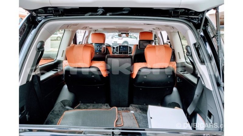 Big with watermark 4e6bda8f 4c92 4a6b 91d1 e5418a8f5056