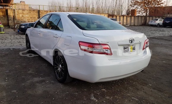 Buy Used Toyota Camry White Car in Yerevan in Yerevan Buy Used Toyota Camry White Car in Yerevan in Yerevan