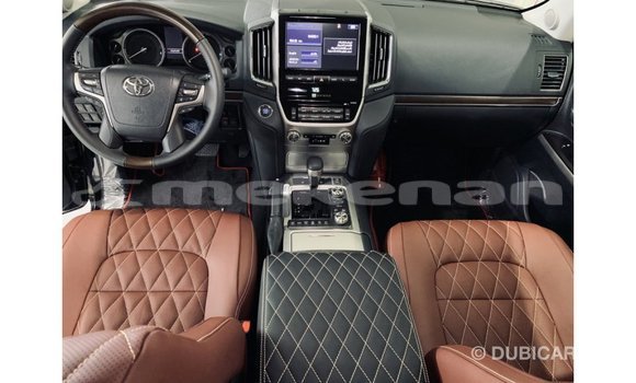 Buy Import Toyota Land Cruiser Black Car in Import - Dubai in Aragatsotn Buy Import Toyota Land Cruiser Black Car in Import - Dubai in Aragatsotn