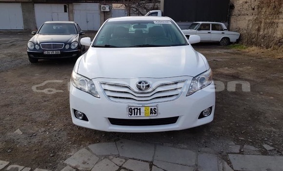 Buy Used Toyota Camry White Car in Yerevan in Yerevan Buy Used Toyota Camry White Car in Yerevan in Yerevan