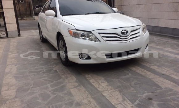 Buy Used Toyota Camry White Car in Yerevan in Yerevan Buy Used Toyota Camry White Car in Yerevan in Yerevan