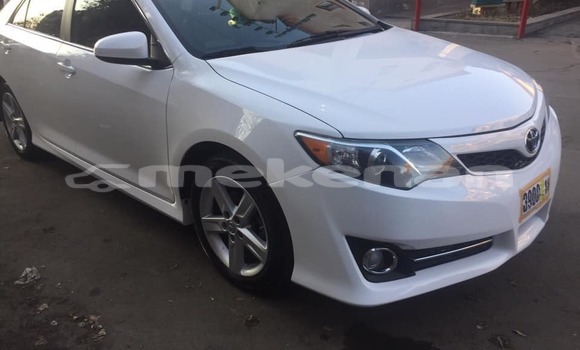 Buy Used Toyota Camry White Car in Yerevan in Yerevan Buy Used Toyota Camry White Car in Yerevan in Yerevan