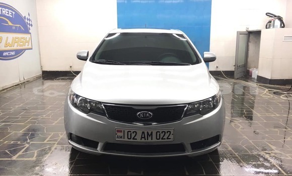 Buy Used Kia Forte Silver Car in Yerevan in Yerevan Buy Used Kia Forte Silver Car in Yerevan in Yerevan