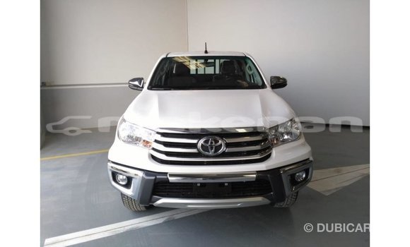 Buy Import Toyota Hilux White Car in Import - Dubai in Aragatsotn Buy Import Toyota Hilux White Car in Import - Dubai in Aragatsotn