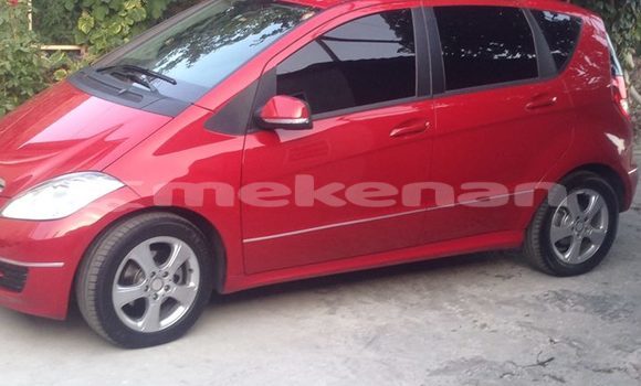 Buy Used Mercedes-Benz A–Class Red Car in Yerevan in Yerevan