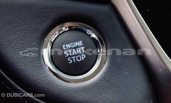 Buy Import Toyota Land Cruiser White Car in Import - Dubai in Aragatsotn Buy Import Toyota Land Cruiser White Car in Import - Dubai in Aragatsotn