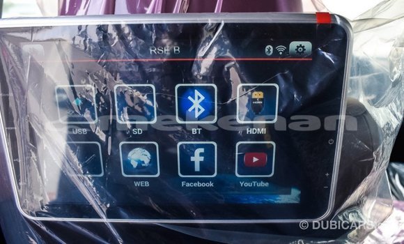 Buy Import Toyota Land Cruiser White Car in Import - Dubai in Aragatsotn Buy Import Toyota Land Cruiser White Car in Import - Dubai in Aragatsotn