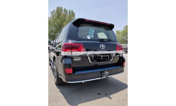 Buy Import Toyota Land Cruiser Black Car in Import - Dubai in Aragatsotn Buy Import Toyota Land Cruiser Black Car in Import - Dubai in Aragatsotn