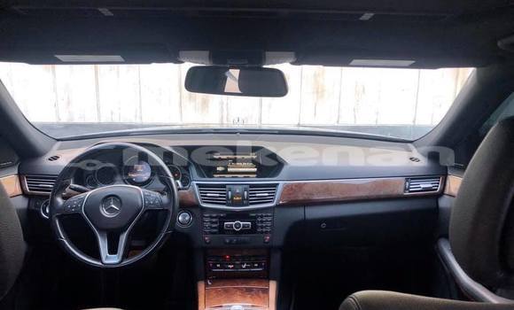 Buy Used Mercedes-Benz E-klasse Black Car in Yerevan in Yerevan Buy Used Mercedes-Benz E-klasse Black Car in Yerevan in Yerevan