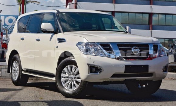 Buy Import Nissan Patrol White Car in Import - Dubai in Aragatsotn Buy Import Nissan Patrol White Car in Import - Dubai in Aragatsotn