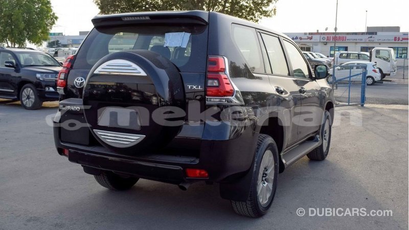 Big with watermark 78492484 69b2 41e5 88a3 589b347d0639