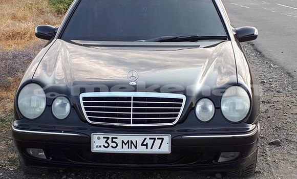Buy Used Mercedes-Benz 300–Series Black Car in Yerevan in Yerevan