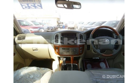 Buy Import Toyota Land Cruiser White Car in Import - Dubai in Aragatsotn Buy Import Toyota Land Cruiser White Car in Import - Dubai in Aragatsotn