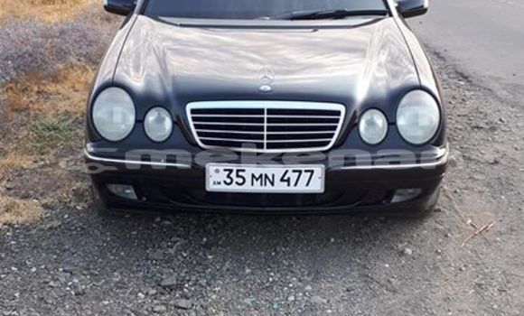 Buy Used Mercedes-Benz 300–Series Black Car in Yerevan in Yerevan Buy Used Mercedes-Benz 300–Series Black Car in Yerevan in Yerevan
