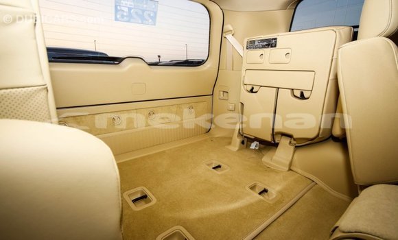 Buy Import Toyota Land Cruiser White Car in Import - Dubai in Aragatsotn Buy Import Toyota Land Cruiser White Car in Import - Dubai in Aragatsotn