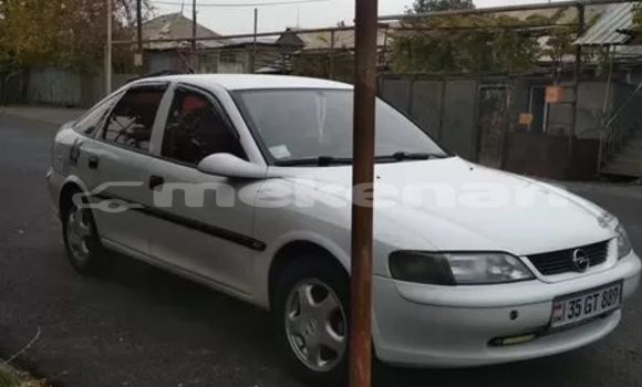 Buy Used Opel Astra White Car in Yerevan in Yerevan Buy Used Opel Astra White Car in Yerevan in Yerevan