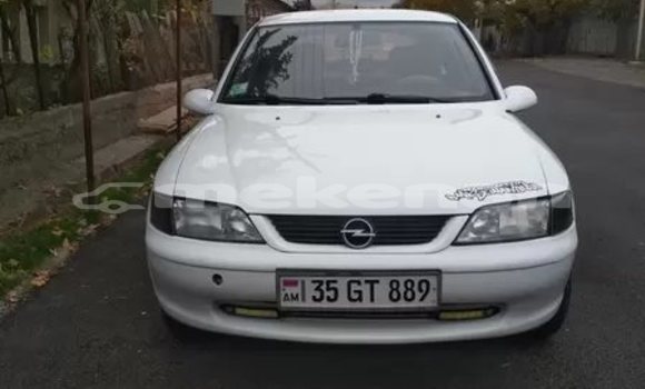 Buy Used Opel Astra White Car in Yerevan in Yerevan Buy Used Opel Astra White Car in Yerevan in Yerevan