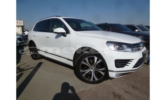 Buy Import Volkswagen Touareg White Car in Import - Dubai in Aragatsotn Buy Import Volkswagen Touareg White Car in Import - Dubai in Aragatsotn