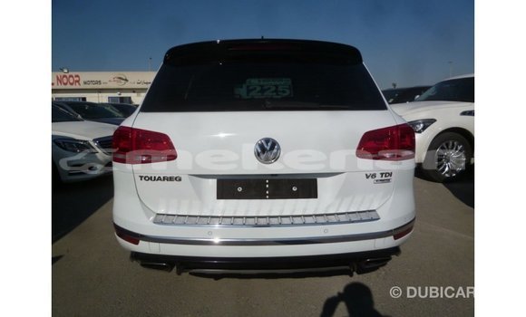 Buy Import Volkswagen Touareg White Car in Import - Dubai in Aragatsotn Buy Import Volkswagen Touareg White Car in Import - Dubai in Aragatsotn