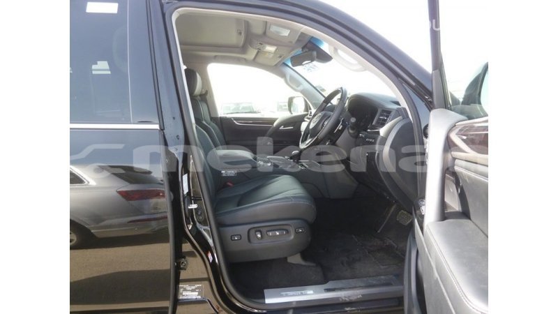 Big with watermark 208310db 2dbe 409a b853 9f937101cf32