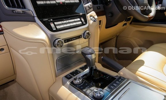 Buy Import Toyota Land Cruiser Black Car in Import - Dubai in Aragatsotn Buy Import Toyota Land Cruiser Black Car in Import - Dubai in Aragatsotn