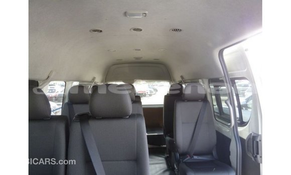 Buy Import Toyota Hiace White Car in Import - Dubai in Aragatsotn Buy Import Toyota Hiace White Car in Import - Dubai in Aragatsotn