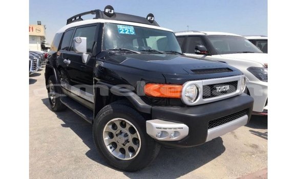 Buy Import Toyota FJ Cruiser Black Car in Import - Dubai in Aragatsotn Buy Import Toyota FJ Cruiser Black Car in Import - Dubai in Aragatsotn