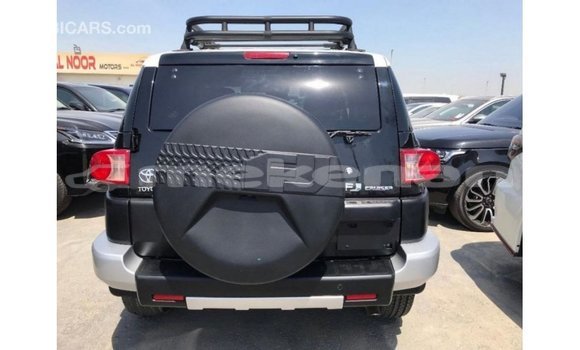 Buy Import Toyota FJ Cruiser Black Car in Import - Dubai in Aragatsotn Buy Import Toyota FJ Cruiser Black Car in Import - Dubai in Aragatsotn