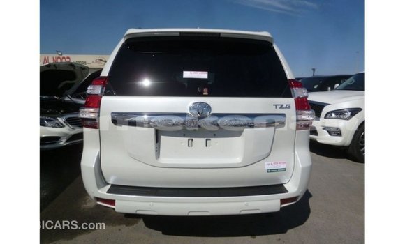 Buy Import Toyota Prado White Car in Import - Dubai in Aragatsotn Buy Import Toyota Prado White Car in Import - Dubai in Aragatsotn