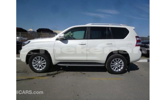Buy Import Toyota Prado White Car in Import - Dubai in Aragatsotn Buy Import Toyota Prado White Car in Import - Dubai in Aragatsotn