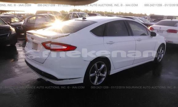 Buy Used Ford Fusion White Car in Yerevan in Yerevan
