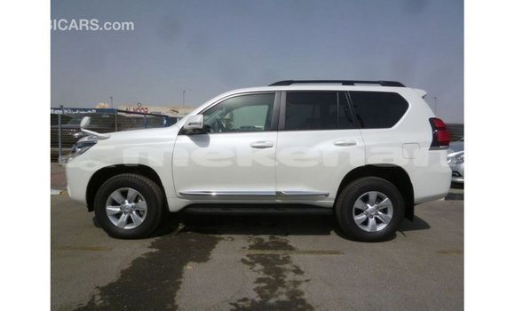 Buy Import Toyota Prado White Car in Import - Dubai in Aragatsotn Buy Import Toyota Prado White Car in Import - Dubai in Aragatsotn
