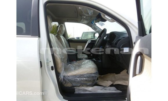 Buy Import Toyota Prado White Car in Import - Dubai in Aragatsotn Buy Import Toyota Prado White Car in Import - Dubai in Aragatsotn