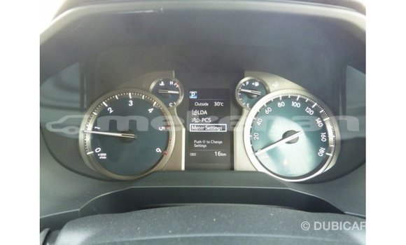 Buy Import Toyota Prado White Car in Import - Dubai in Aragatsotn Buy Import Toyota Prado White Car in Import - Dubai in Aragatsotn