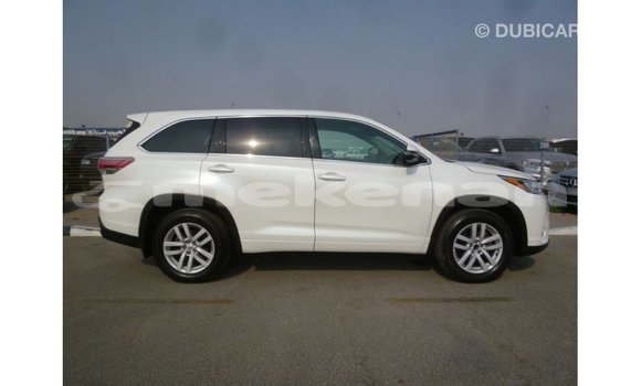 Buy Import Toyota Kluger White Car in Import - Dubai in Aragatsotn Buy Import Toyota Kluger White Car in Import - Dubai in Aragatsotn