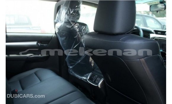 Buy Import Toyota Hilux Other Car in Import - Dubai in Aragatsotn Buy Import Toyota Hilux Other Car in Import - Dubai in Aragatsotn