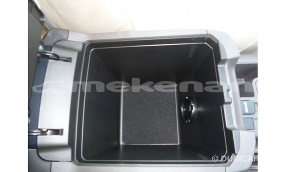 Buy Import Toyota Prado White Car in Import - Dubai in Aragatsotn Buy Import Toyota Prado White Car in Import - Dubai in Aragatsotn