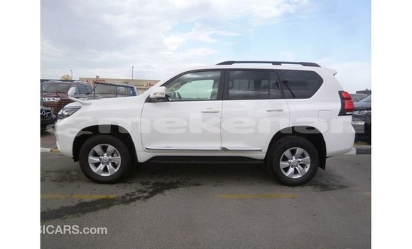 Buy Import Toyota Prado White Car in Import - Dubai in Aragatsotn Buy Import Toyota Prado White Car in Import - Dubai in Aragatsotn