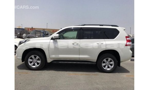 Buy Import Toyota Prado White Car in Import - Dubai in Aragatsotn Buy Import Toyota Prado White Car in Import - Dubai in Aragatsotn