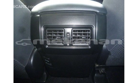 Buy Import Toyota Prado White Car in Import - Dubai in Aragatsotn Buy Import Toyota Prado White Car in Import - Dubai in Aragatsotn