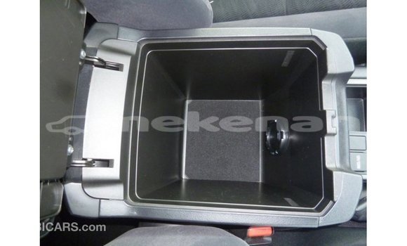 Buy Import Toyota Prado White Car in Import - Dubai in Aragatsotn Buy Import Toyota Prado White Car in Import - Dubai in Aragatsotn