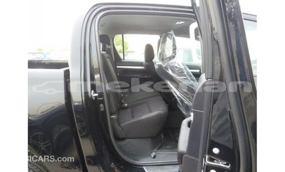 Buy Import Toyota Hilux Black Car in Import - Dubai in Aragatsotn Buy Import Toyota Hilux Black Car in Import - Dubai in Aragatsotn