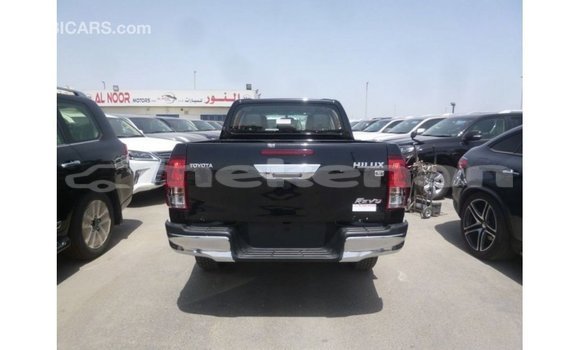 Buy Import Toyota Hilux Black Car in Import - Dubai in Aragatsotn Buy Import Toyota Hilux Black Car in Import - Dubai in Aragatsotn