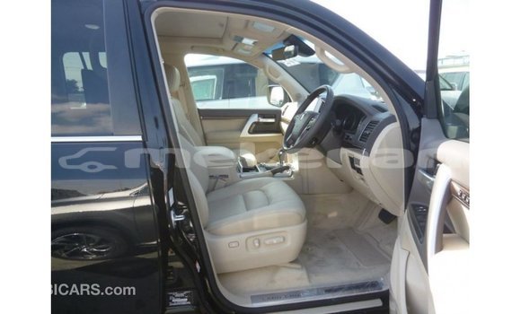 Buy Import Toyota Land Cruiser Black Car in Import - Dubai in Aragatsotn Buy Import Toyota Land Cruiser Black Car in Import - Dubai in Aragatsotn